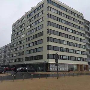 Appartement Zeezicht 8 Hoog, Oostende
